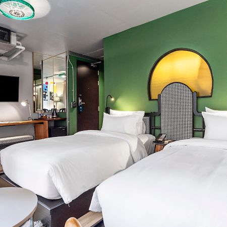 Mestyle Museum Hotel Bangkok Bagian luar foto