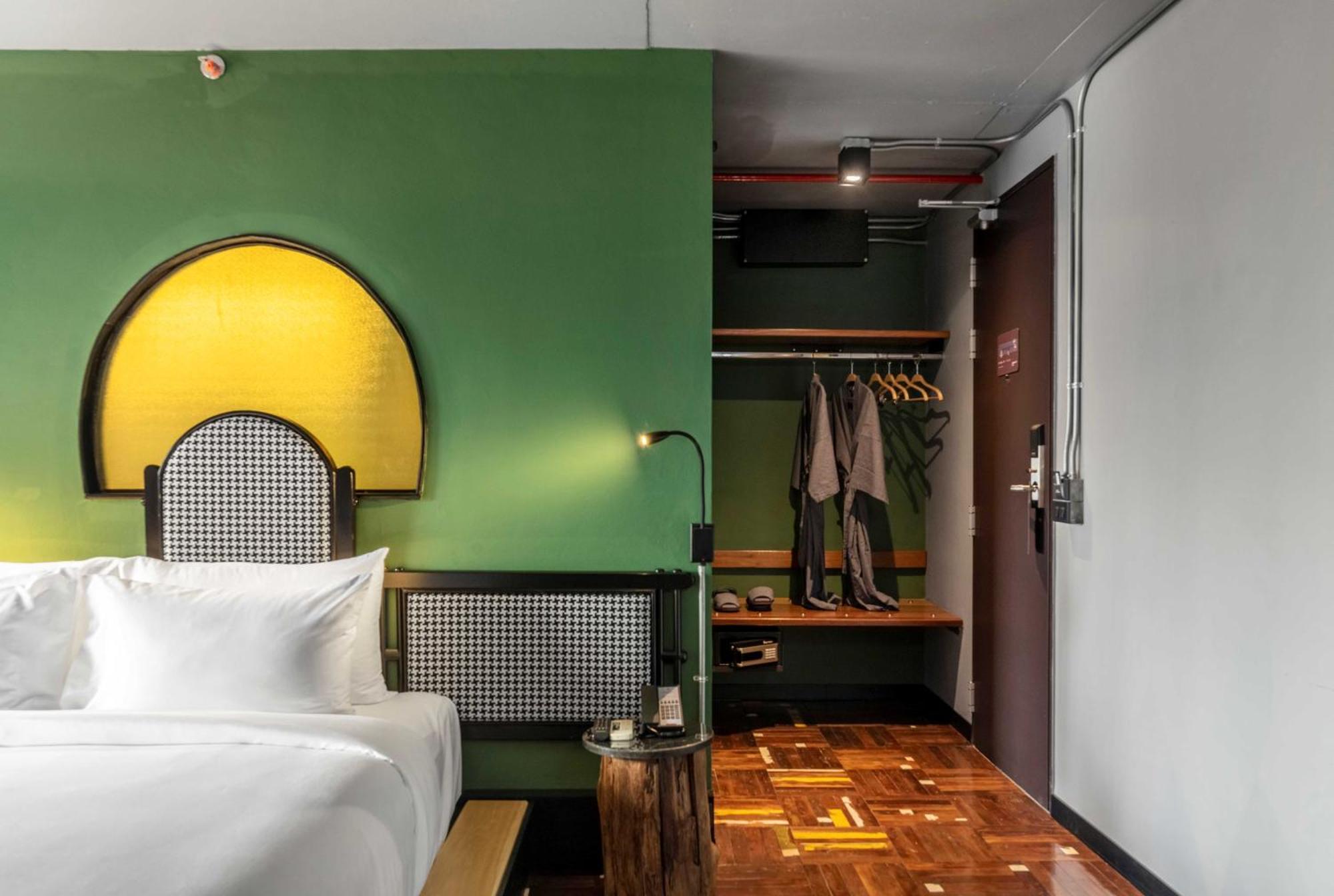 Mestyle Museum Hotel Bangkok Bagian luar foto