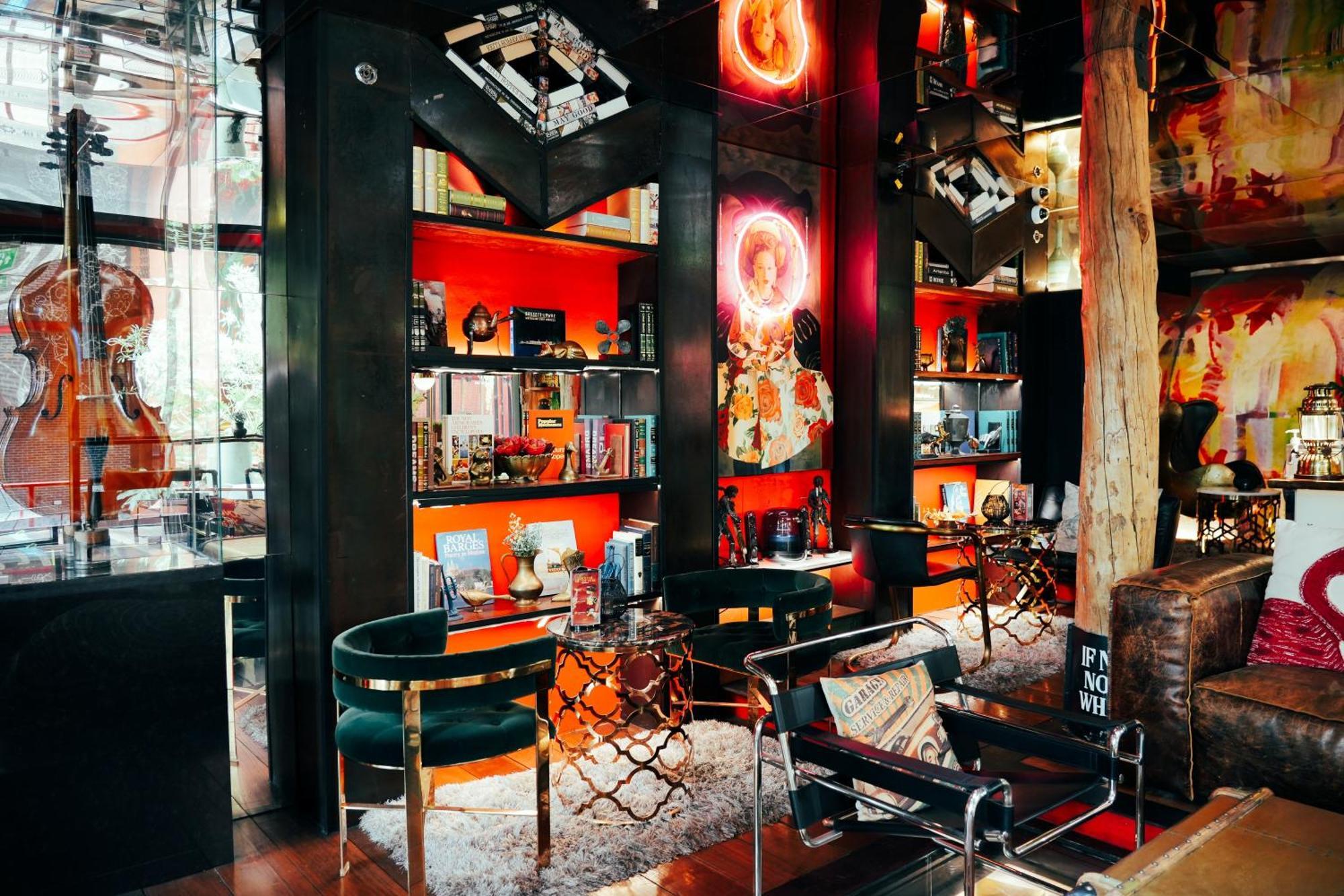 Mestyle Museum Hotel Bangkok Bagian luar foto